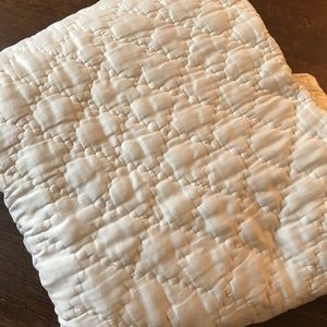 Pottery barn kids throw blanket